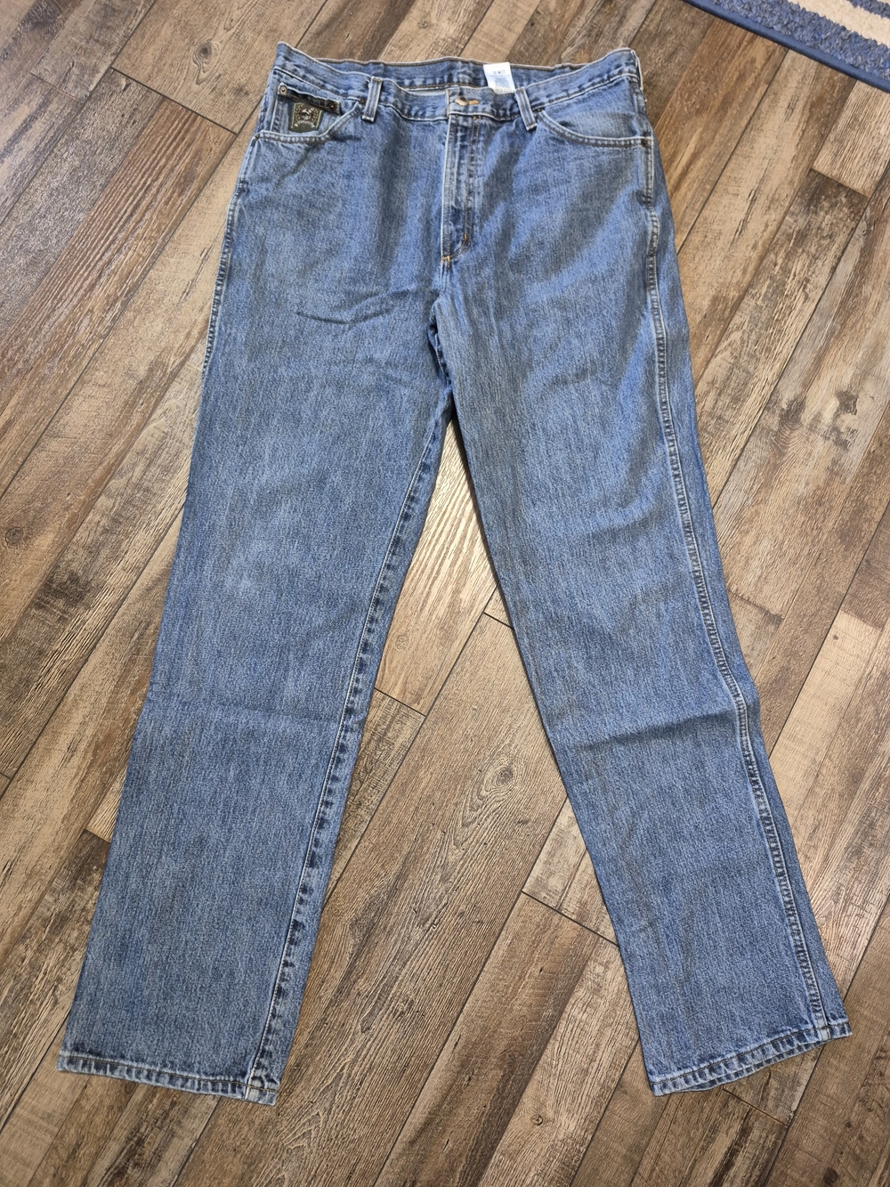 Cinch Men's Straight Jeans in Light Blue Wash - Picture 1 of 5